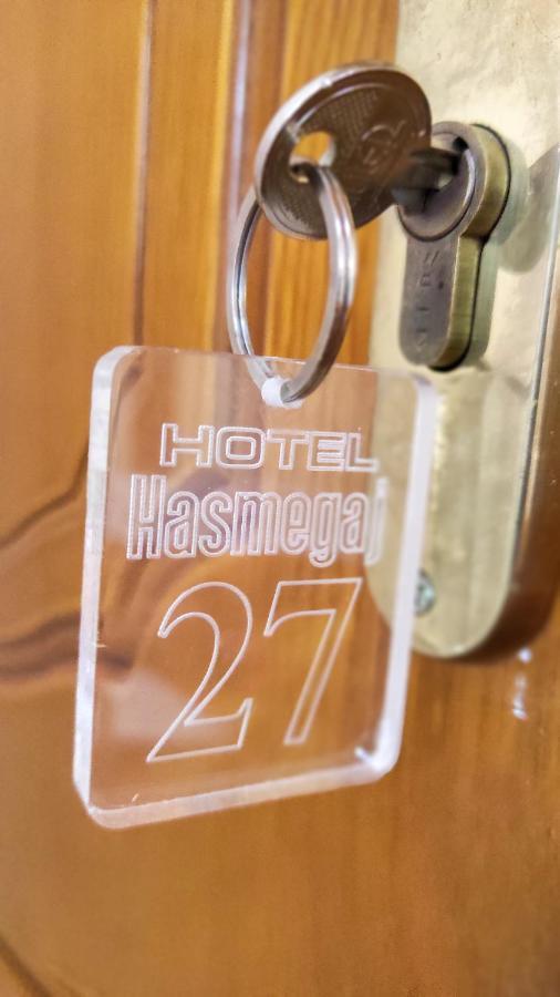 Hotel Hasmegaj Mahall' e Kryethuit Buitenkant foto