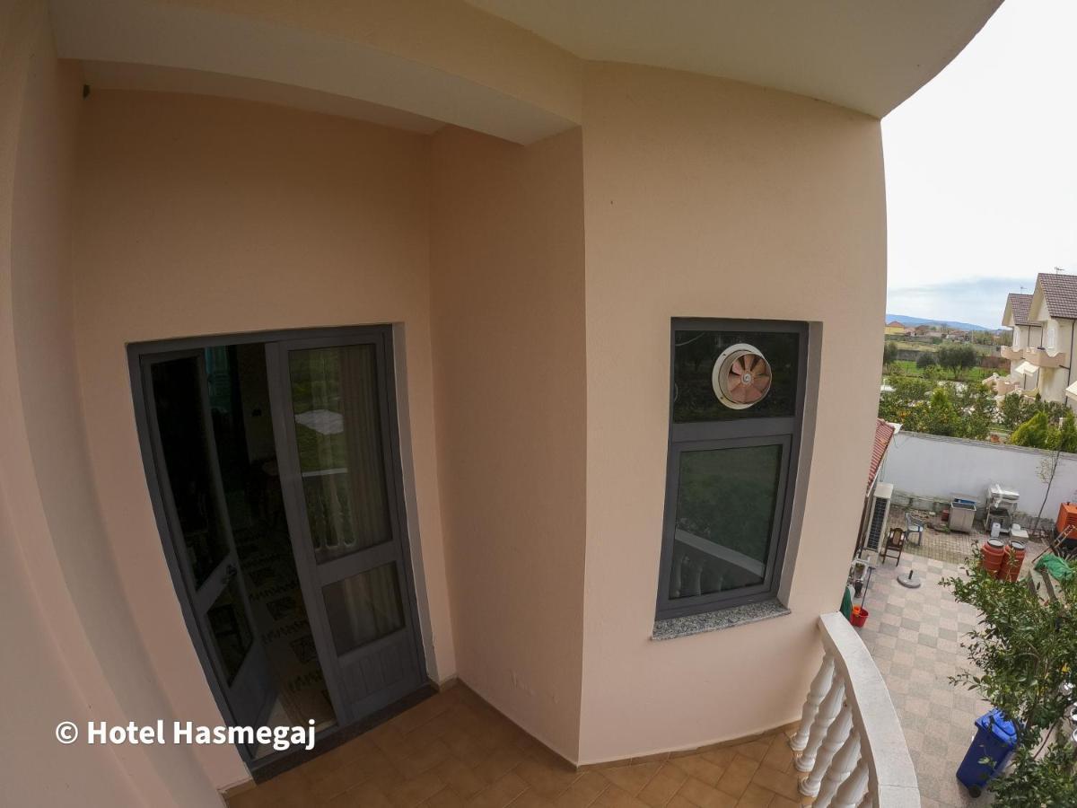 Hotel Hasmegaj Mahall' e Kryethuit Buitenkant foto